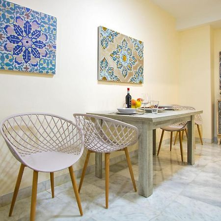 Charming Corners Romero Sevilla Bagian luar foto