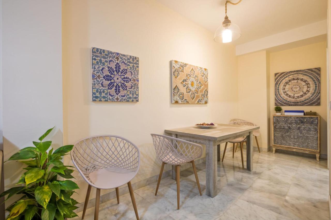 Charming Corners Romero Sevilla Bagian luar foto