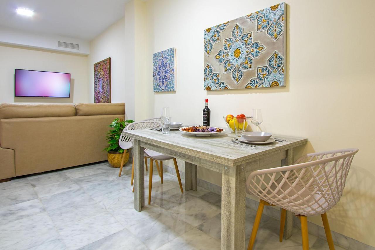 Charming Corners Romero Sevilla Bagian luar foto