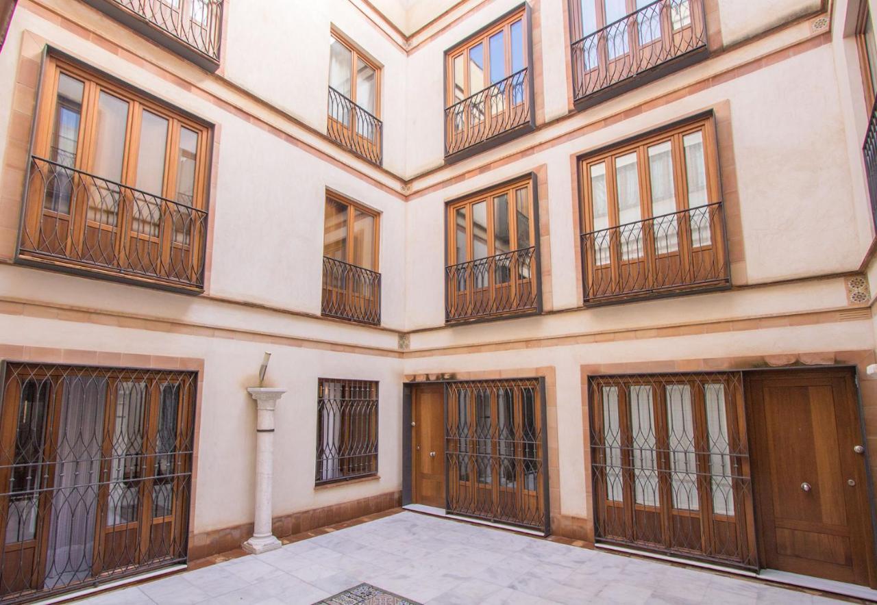 Charming Corners Romero Sevilla Bagian luar foto